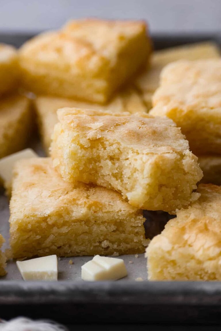 White Chocolate Brownies (Soft & Chewy!)