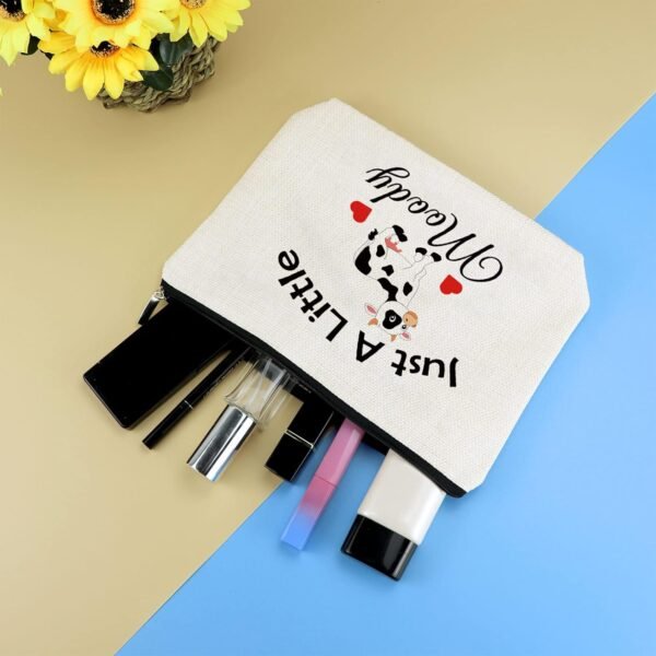 Cow Lover Gift Cow Themed Makeup Bag for Girl Women Moody Cosmetic Bag Cow Farmer Gift Birthday Christmas Graduation Gift for Cow Owner Cowgirl Animal Lovers Daughter Sister Friend Travel Pouch