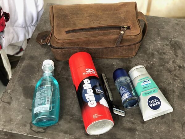 The Vintage Stuff men’s small toiletry bag Doop Kit for travel | shave kit hygiene dopp bag Bathroom Accessories | Perfect for man and women