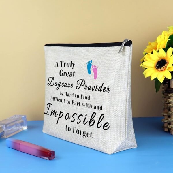 Daycare Provider Gift Makeup Bag Daycare Teacher Appreciation Gifts Caregiver Gifts for Women Babysitter Gift Cosmetic Bag Thanksgiving Christmas Gift for Daycare Provider Teacher Travel Toiletry Bag