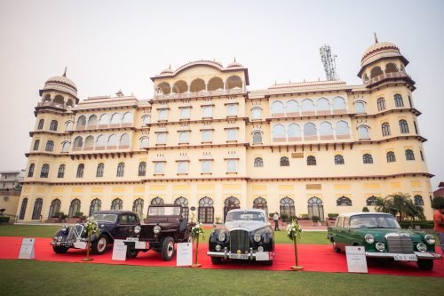 Noormahal Palace: Over 150 years old vintage cars and bikes dazzle at the HMCI Classic Drive