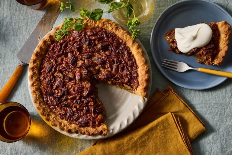 8 Best Thanksgiving Pie Recipes That Aren’t Pumpkin