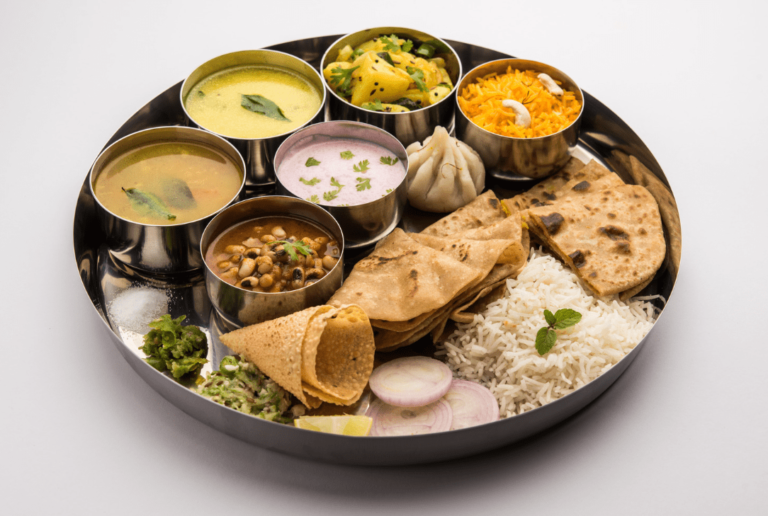 Maharashtra on your plate: Konkan to Kolhapur, these amazing 10 dishes will upgrade your lunch! 