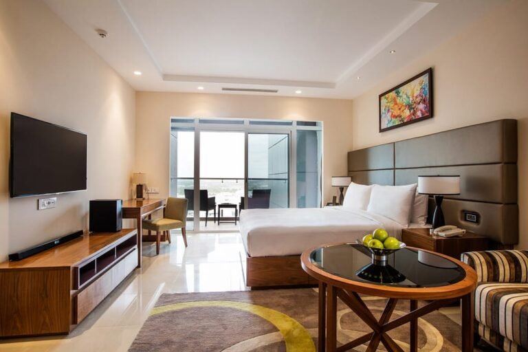 The Crowning Jewel: Oakwood Residence Kapil Hyderabad is the best choice for visitors