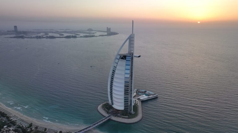 Jumeirah Burj Al Arab marks 25 glorious years Jumeirah Burj Al Arab marks 25 glorious years