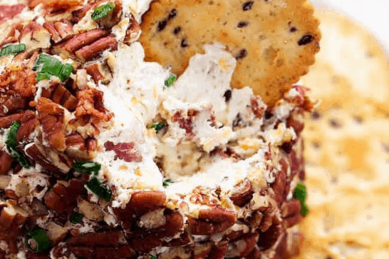 Bacon Ranch Cheese Ball | The Recipe Critic