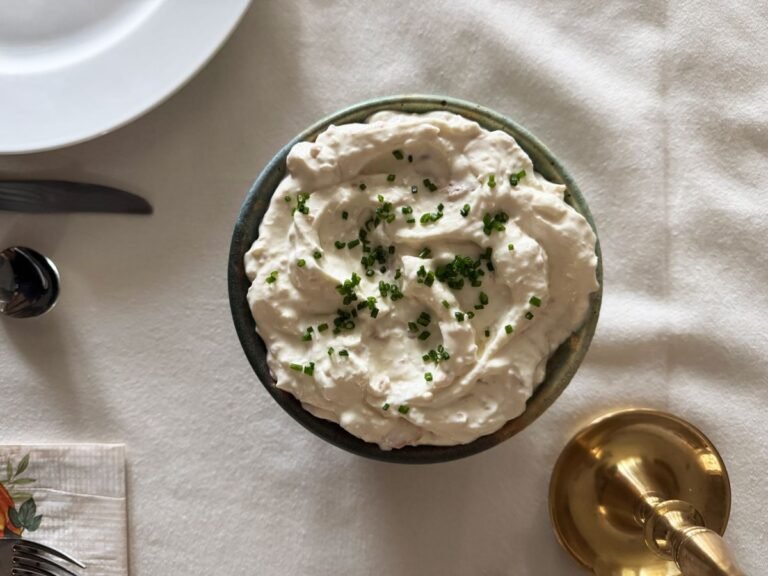 This Two-Ingredient Clam Dip Recipe Is the Favorite Guest At Every Party This Two-Ingredient Clam Dip Recipe Is the Favorite Guest At Every Party