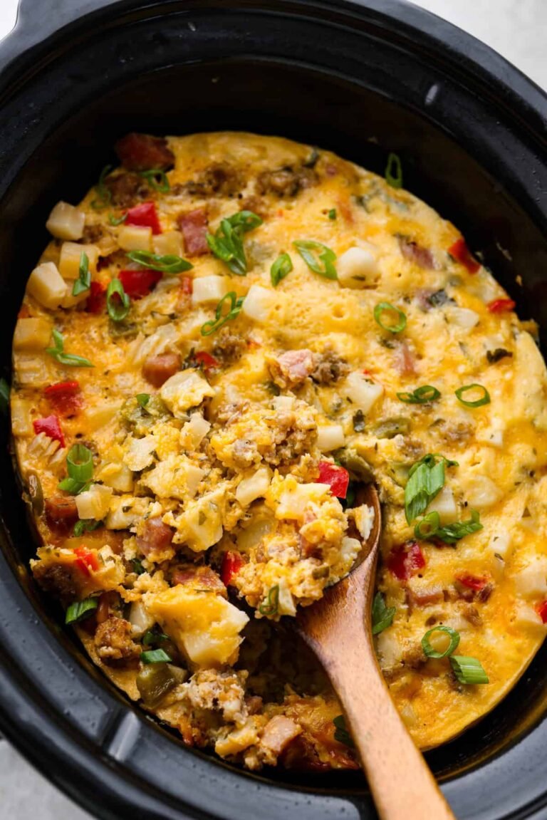 Slow Cooker Breakfast Casserole | The Recipe Critic