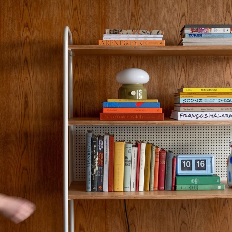 Bookshelf Styling – What to Do With Books
