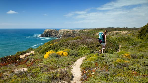 5 of the best hikes in the Algarve, Portugal