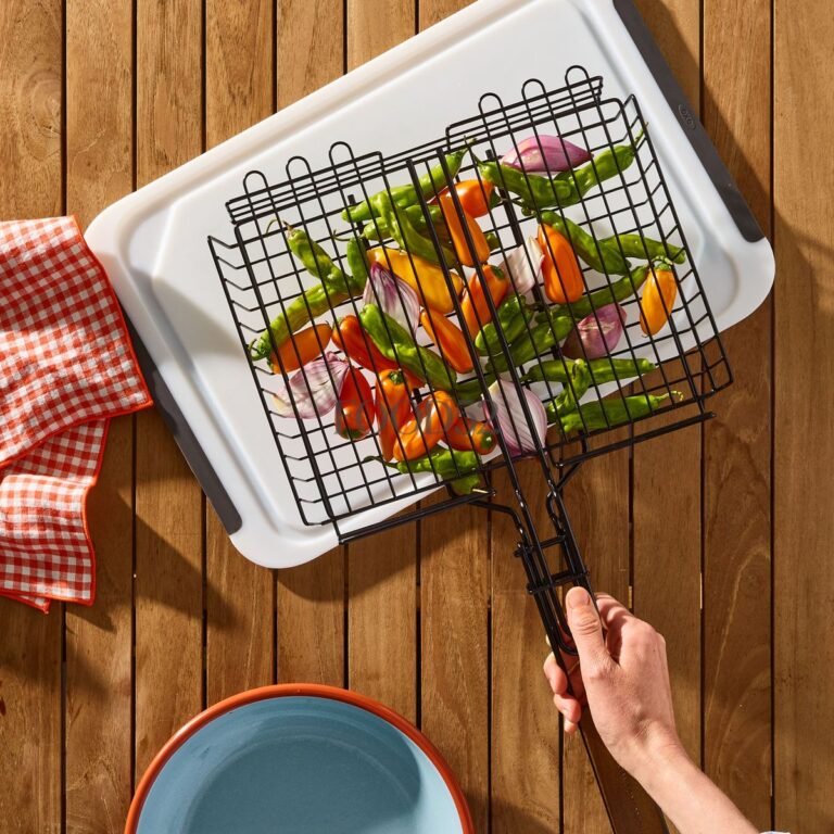 6 Tips for Hosting a Vegetarian BBQ Everyone Will Love