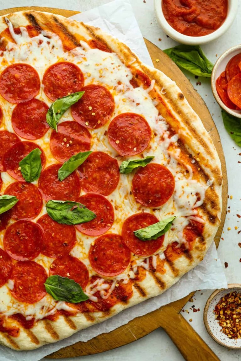 How to Make Grilled Pizza
