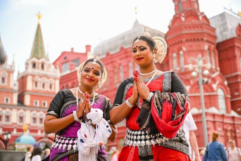 India Becomes Second-Largest Market for Moscow Tourism: Indian Tourists in Moscow Up 40% India Becomes Second-Largest Market for Moscow Tourism: Indian Tourists in Moscow Up 40%