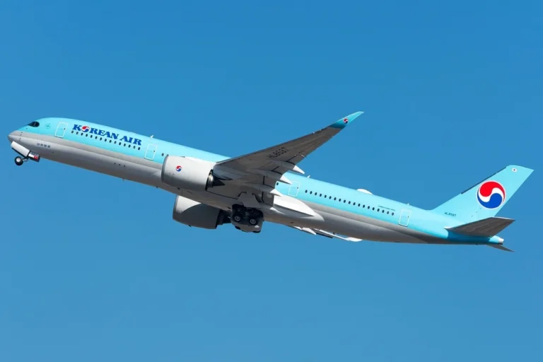 Korean Air bans in-flight power bank use