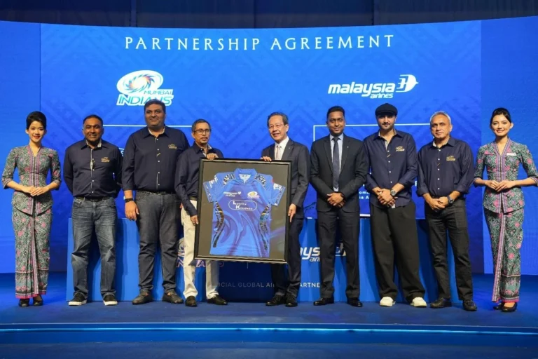 Malaysia Airlines partners with Mumbai Indians