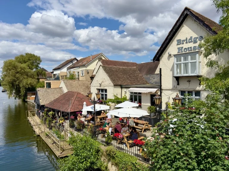 UK hospitality sector faces nearly 9,000 job losses UK hospitality sector faces nearly 9,000 job losses